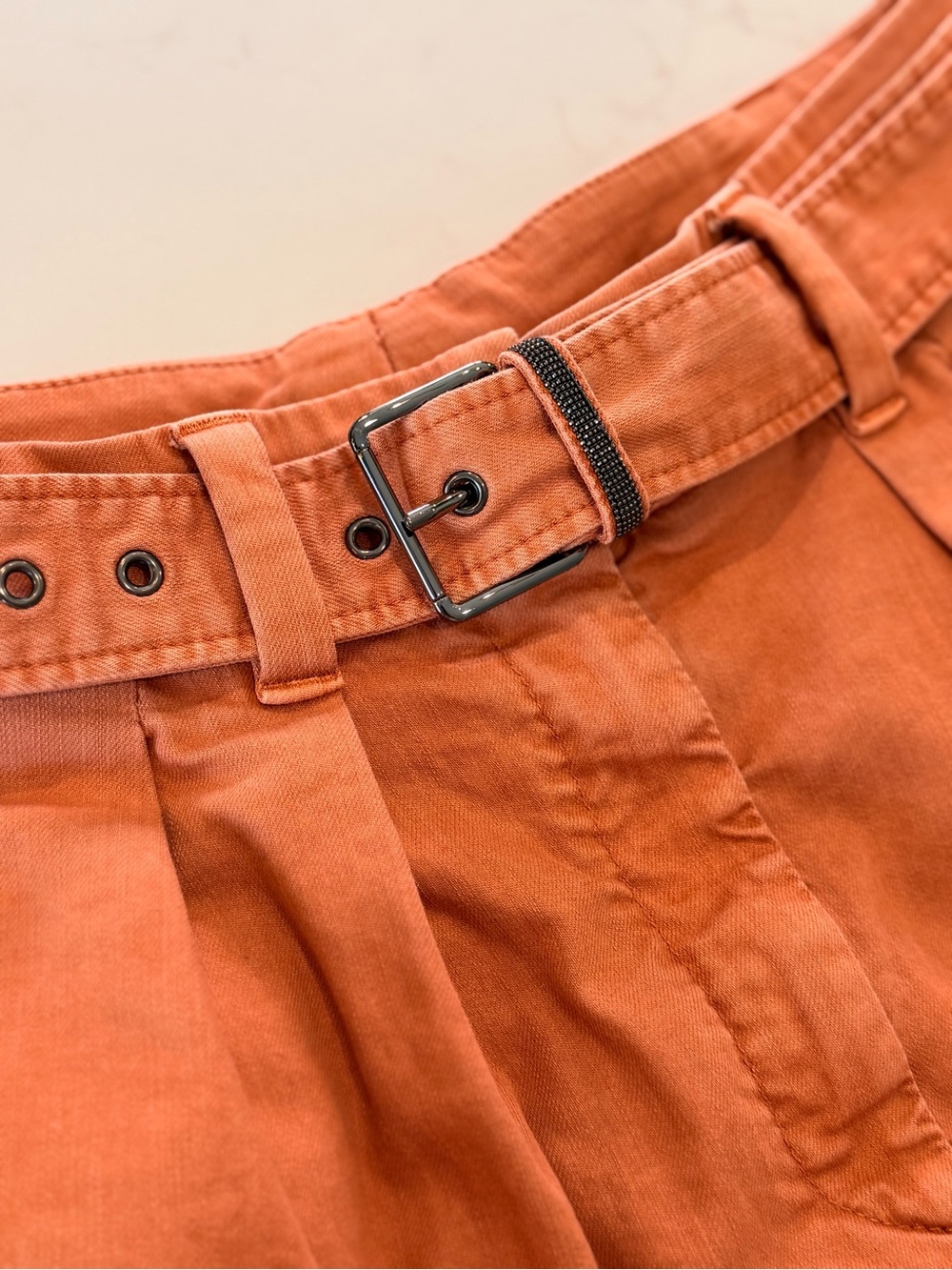 Brunello Cucinelli Women's Canyon Dyed Belted Denim Shorts. Size 40EU/Size 4US - Picture 9 of 14